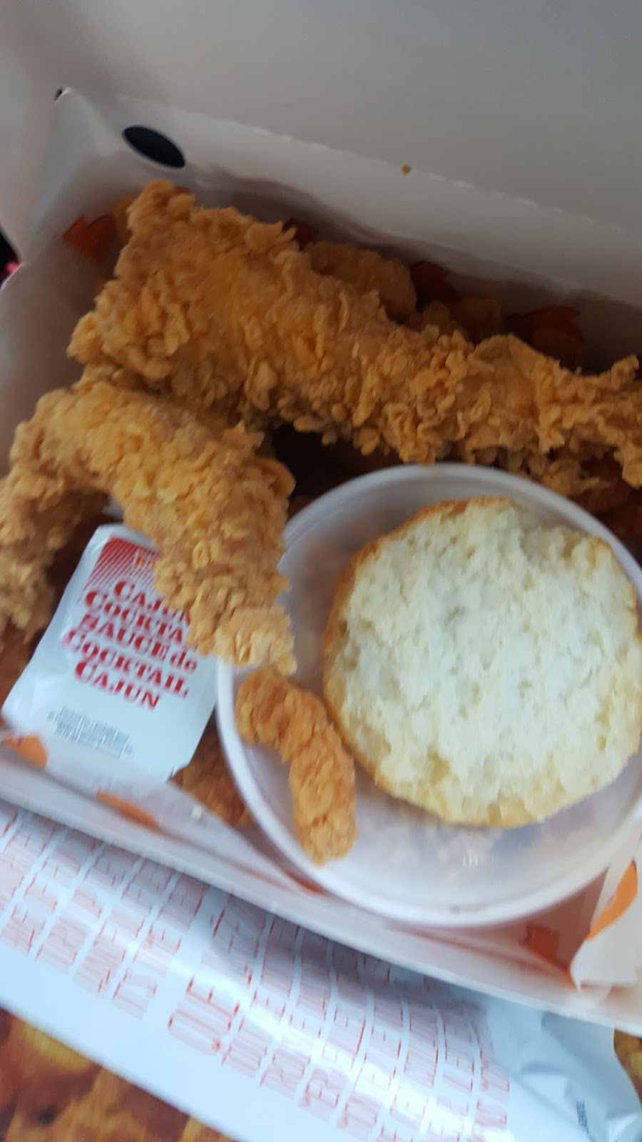 Popeyes Lousiana Kitchen | 1350 16th St E, Owen Sound, ON N4K 6N7, Canada | Phone: (519) 372-1272
