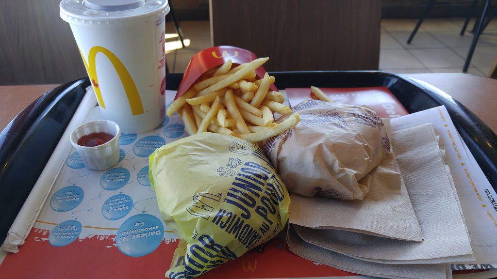 McDonalds | 970 Upper Wentworth St, Hamilton, ON L9A 4V8, Canada | Phone: (905) 574-1333