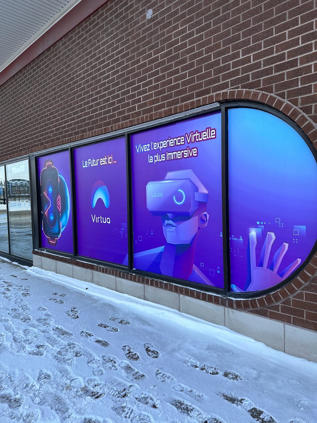 Virtua - Centre de VR (realité virtuelle) | 3000 Boulevard des Laurentides, Laval, QC H7K 3G5, Canada | Phone: (514) 815-9515