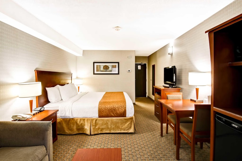 Quality Inn | 2899 King St E, Kitchener, ON N2A 1A6, Canada | Phone: (519) 894-3500