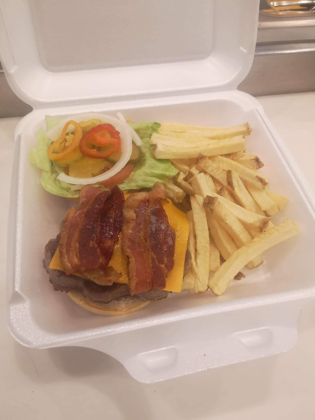 Clarkes Cafe | 11 Tupper St, Millbrook, ON L0A 1G0, Canada | Phone: (705) 932-2450
