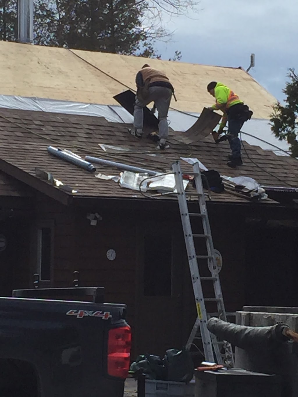 CDR Roofing | 19 Jasmine St, Hamilton, ON L8V 2M8, Canada | Phone: (905) 962-1206