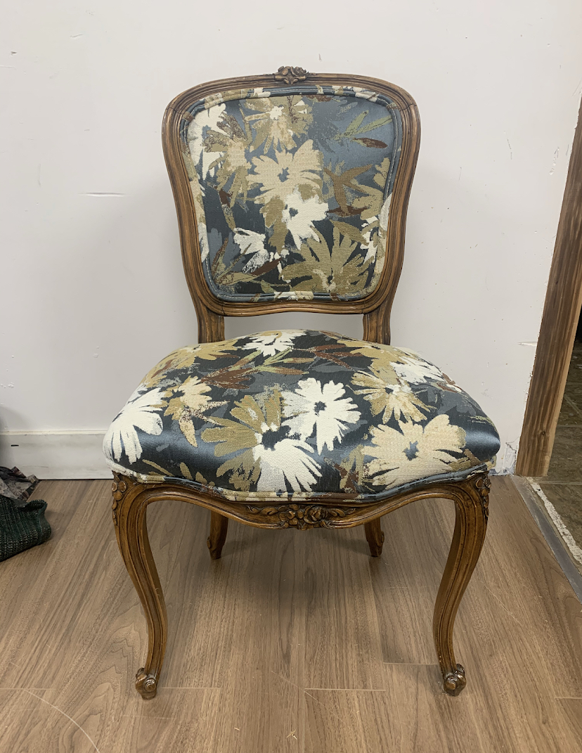 Luan&Only Upholstery | 296 Rimilton Ave, Etobicoke, ON M8W 4X6, Canada | Phone: (647) 262-5242