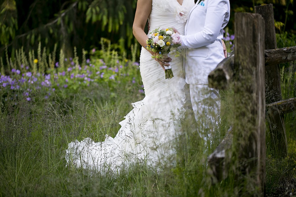 Fran Chelico Photography | Vancouver Wedding Photographer | 615 E St James Rd, North Vancouver, BC V7M 1L7, Canada | Phone: (778) 338-3333