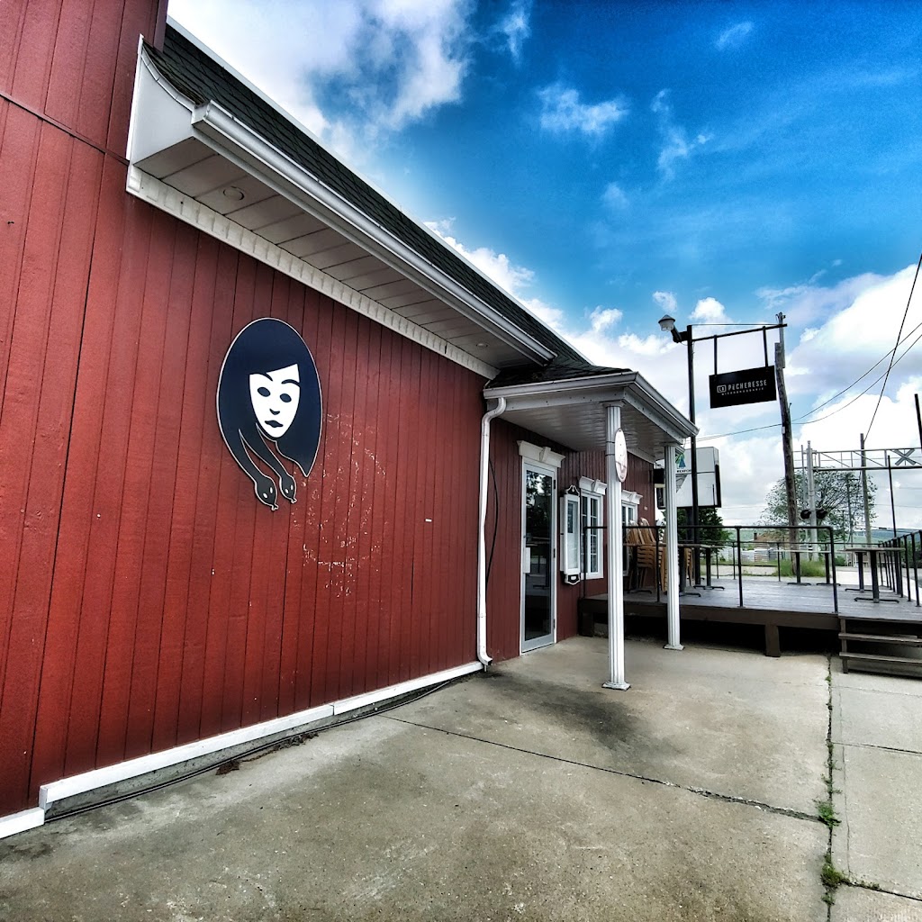 Microbrasserie La Pécheresse | 355 Rue St Zéphirin, La Tuque, QC G9X 1X3, Canada | Phone: (819) 709-6844