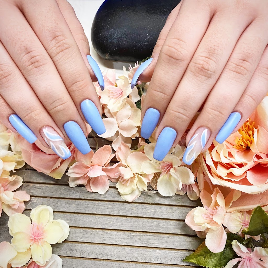 Dream Nails & Spa | 1801 Walkers Line Unit 4, Burlington, ON L7M 0H6, Canada | Phone: (905) 332-8818
