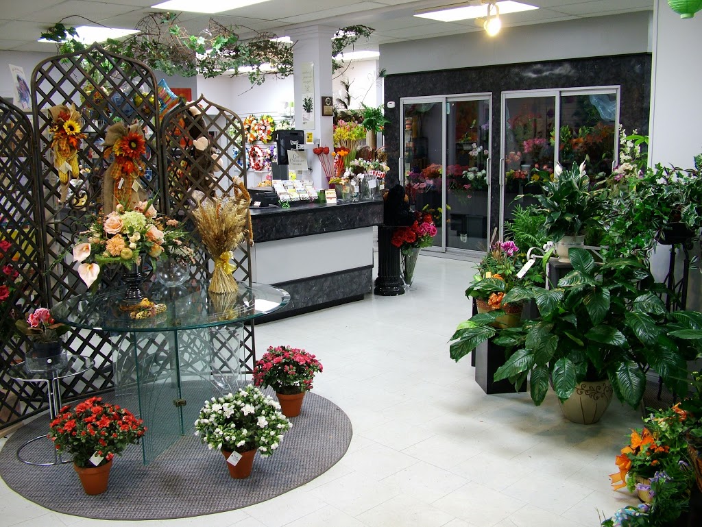 Russells Flower Shop | 1421 Main St E, Hamilton, ON L8K 1C2, Canada | Phone: (905) 547-1239