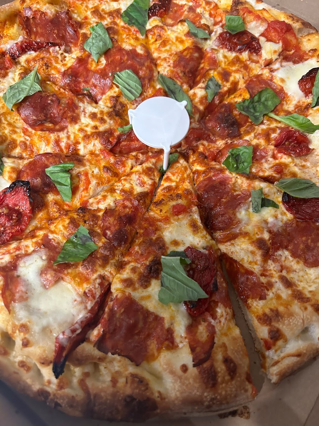 Pizzaville | 1170 Muskoka Rd S, Gravenhurst, ON P1P 1K9, Canada | Phone: (416) 736-3636