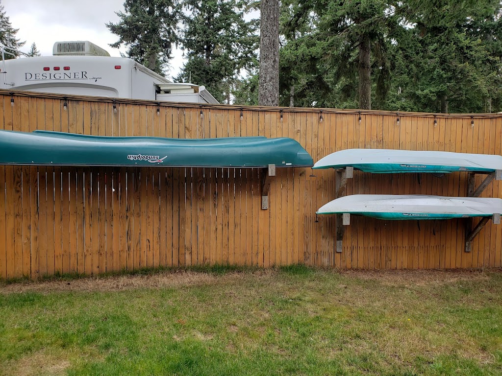 Shelter Bay Resort | 3860 S Island Hwy, Campbell River, BC V9H 1M5, Canada | Phone: (250) 923-5338