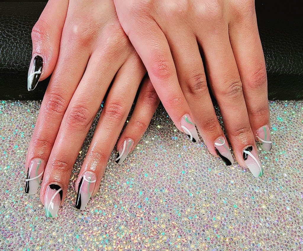 Downtown Beauty Spa & Training Academy | 984 Colborne St, Brantford, ON N3S 3T4, Canada | Phone: (226) 802-9469