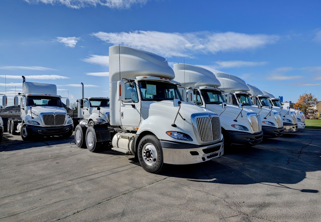 Penske Used Truck Center | 1610 Enterprise Rd, Mississauga, ON L4W 4L4, Canada | Phone: (905) 696-7775