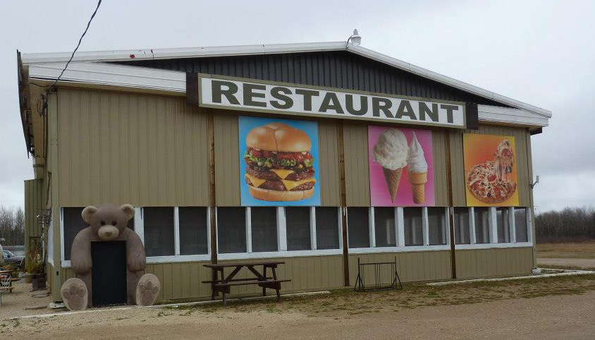 Ti-Beauville Restaurant | 43160 #1 East Hwy, Richer, MB R0E 1S0, Canada | Phone: (204) 422-9414
