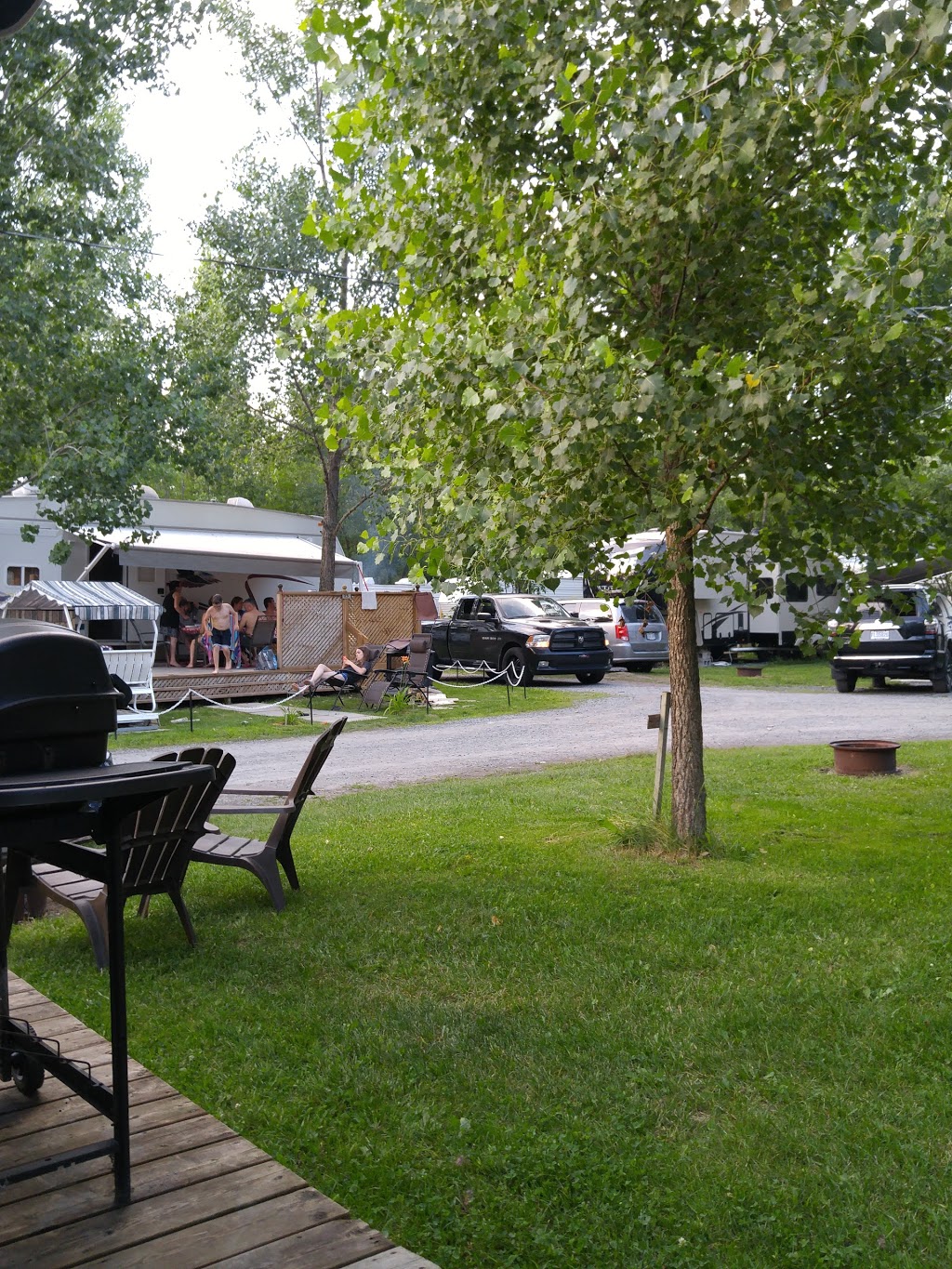 Camping du Lac | 58 Avenue de Venise O, Venise-en-Québec, QC J0J 2K0, Canada | Phone: (450) 244-6160