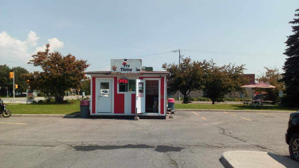 Fry Thyme “Yummy Fries, Poutines & Scrumptious Cheesesteak” | 2010 Ogilvie Rd, Gloucester, ON K1J 8X3, Canada | Phone: (613) 746-4211
