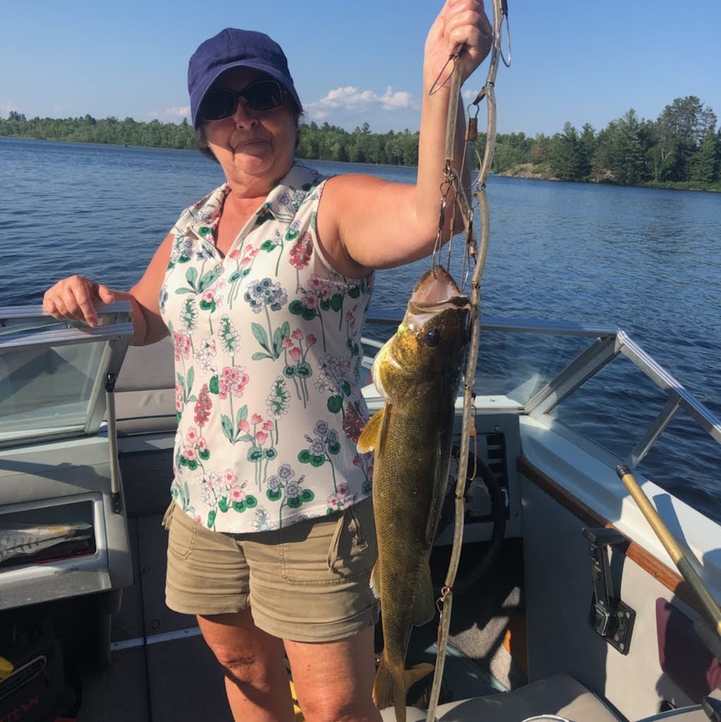 White Tail Lodge | 860 White Tail Rd, Noëlville, ON P0M 2N0, Canada | Phone: (705) 898-2402