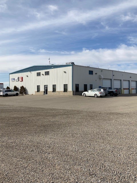TransWestern Truck Centres Mack/Volvo Lethbridge | 1009 41 St N, Lethbridge, AB T1H 6J3, Canada | Phone: (403) 320-6089
