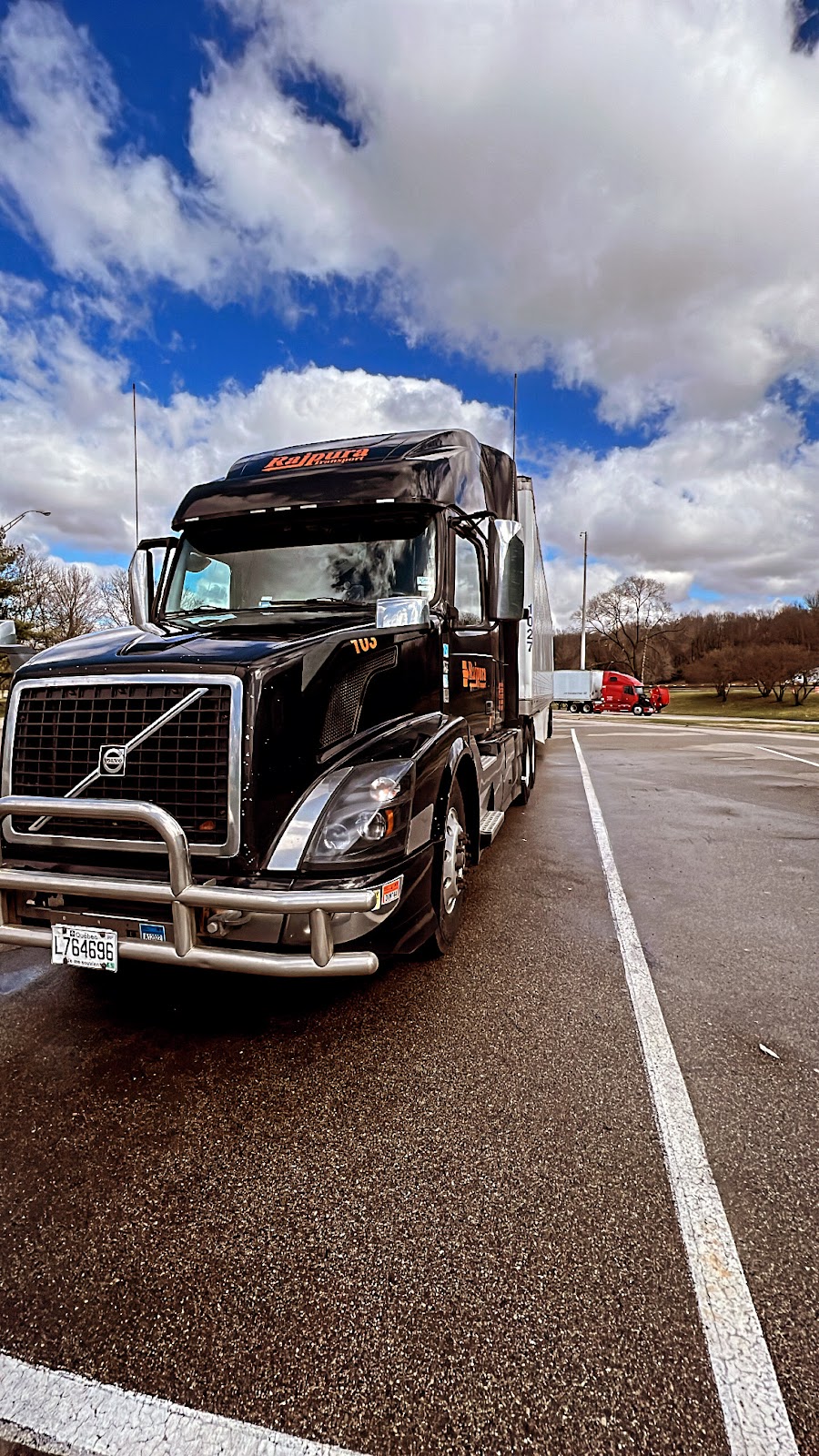 Rajpura Transport | 4225 Bd Hébert, Salaberry-de-Valleyfield, QC J6S 6J2, Canada | Phone: (514) 538-1732
