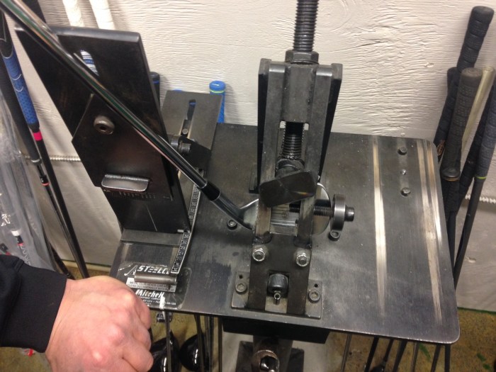 Simply Golf - Professional Club Fitting and Golf Club Repair | 128 Queen Anne Rd SE, Calgary, AB T2J 4S5, Canada | Phone: (403) 243-3799
