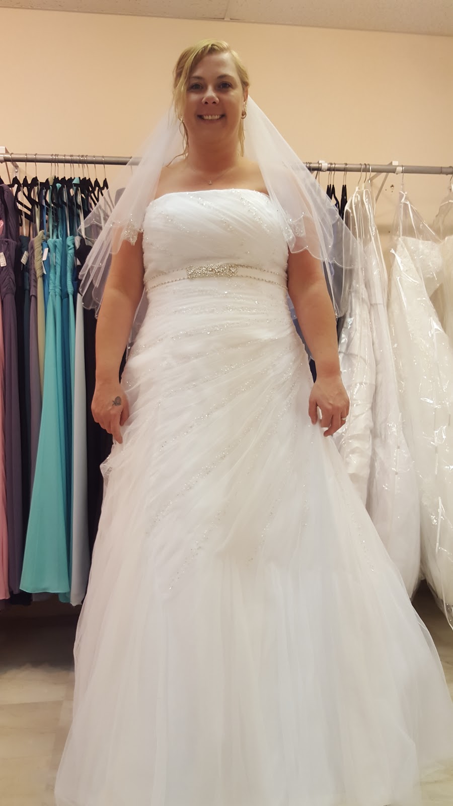 Thats My Dress | 69 Bramalea Rd, Brampton, ON L6T 2W9, Canada | Phone: (905) 792-2342