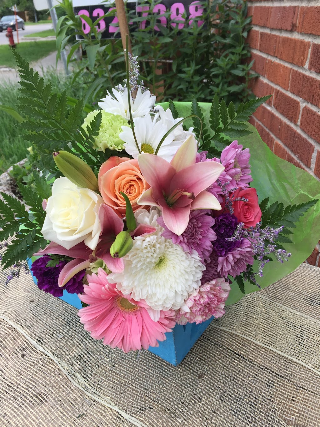 Silver Heights Florist | 211 Mt Royal Rd, Winnipeg, MB R3J 2N1, Canada | Phone: (204) 832-7398