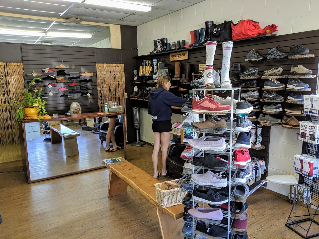 Dots Shoe Store | 42 S Shore Rd, Lake Cowichan, BC V0R 2G0, Canada | Phone: (250) 749-3721