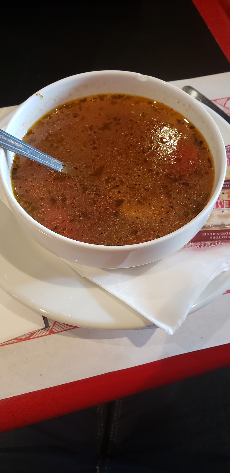 Casse-Croute La Gaspesienne | 1248 Rue Yves-Blais, Terrebonne, QC J6V 1P7, Canada | Phone: (450) 654-6300