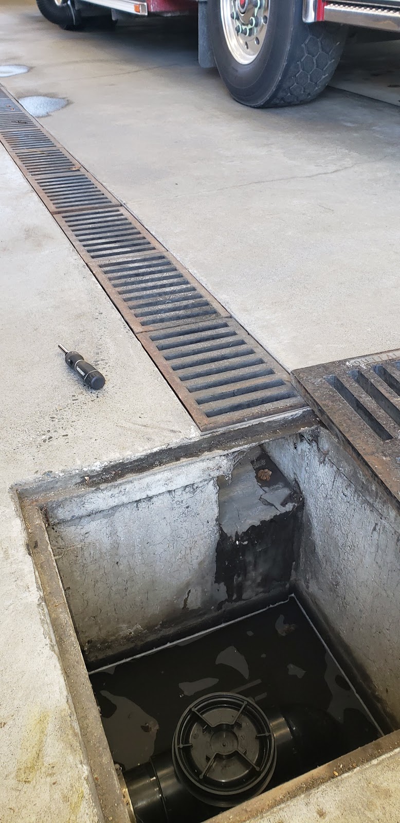 LUX Plumbing & Drainage | 7715 Cumberland St, Burnaby, BC V3N 3Y2, Canada | Phone: (604) 700-1751