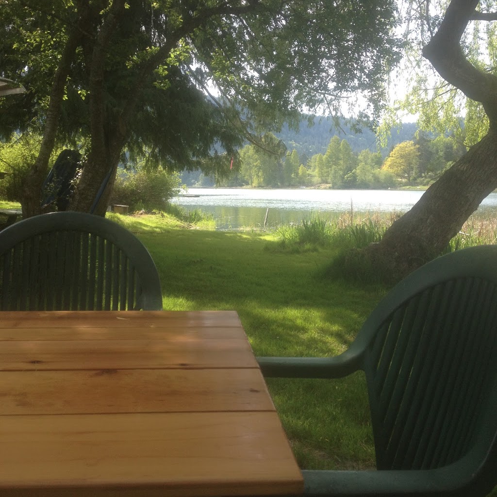 lakeside gardens resort | 1450 N End Rd, Salt Spring Island, BC V8K 1M1, Canada | Phone: (250) 537-5773