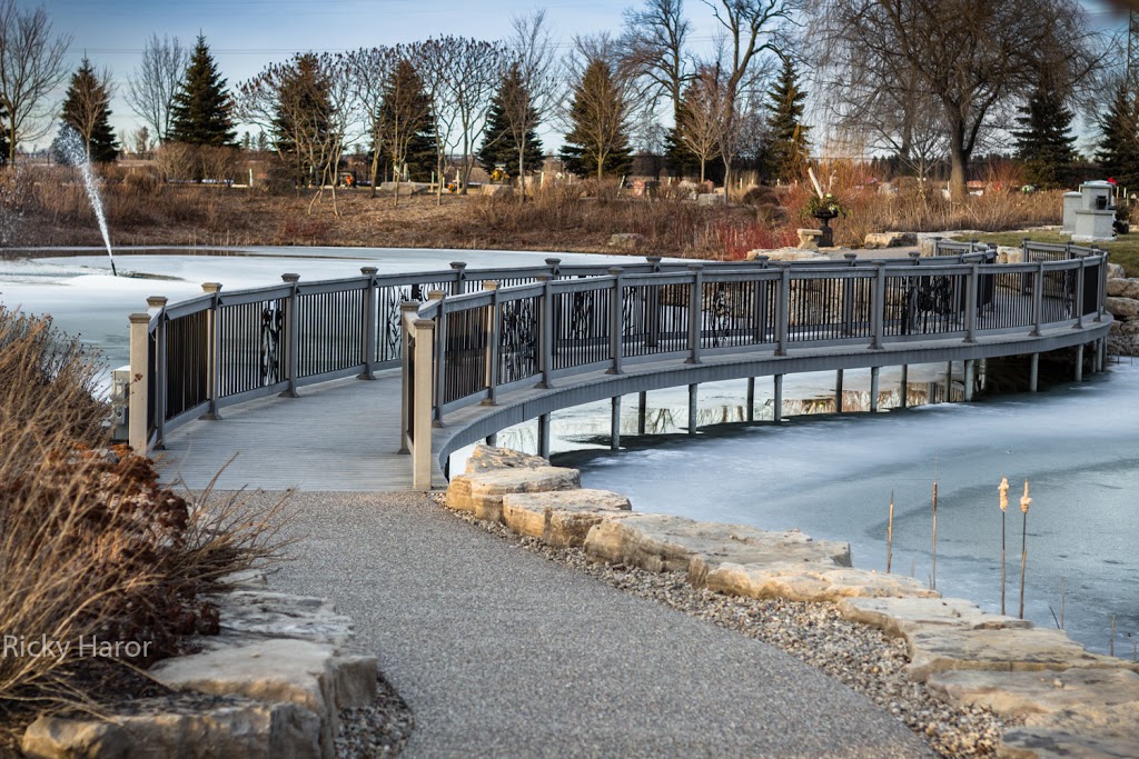 Williamsburg Cemetery | 1541 Fischer-Hallman Rd, Kitchener, ON N2R 1P6, Canada | Phone: (519) 741-2880