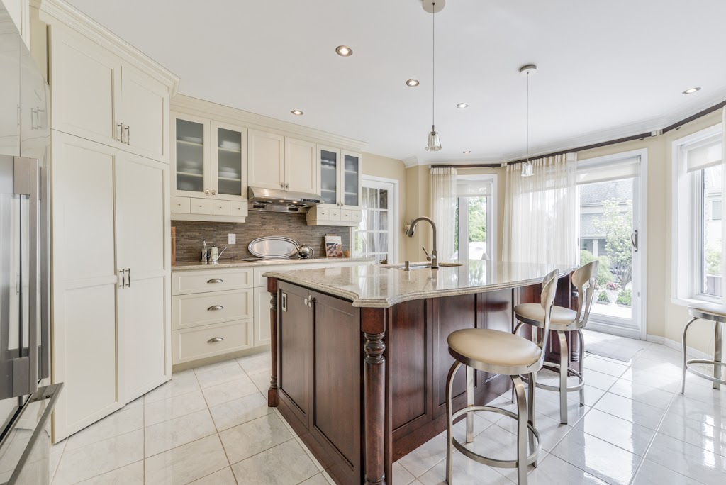 Céline Turcotte | 170 Rue Serge-Pepin, Beloeil, QC J3G 0K1, Canada | Phone: (514) 513-5816