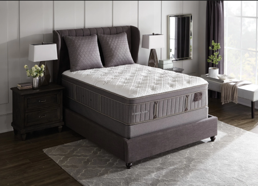 Clareca Furniture | 7855 Keele St, Concord, ON L4K 1Y6, Canada | Phone: (905) 532-0487