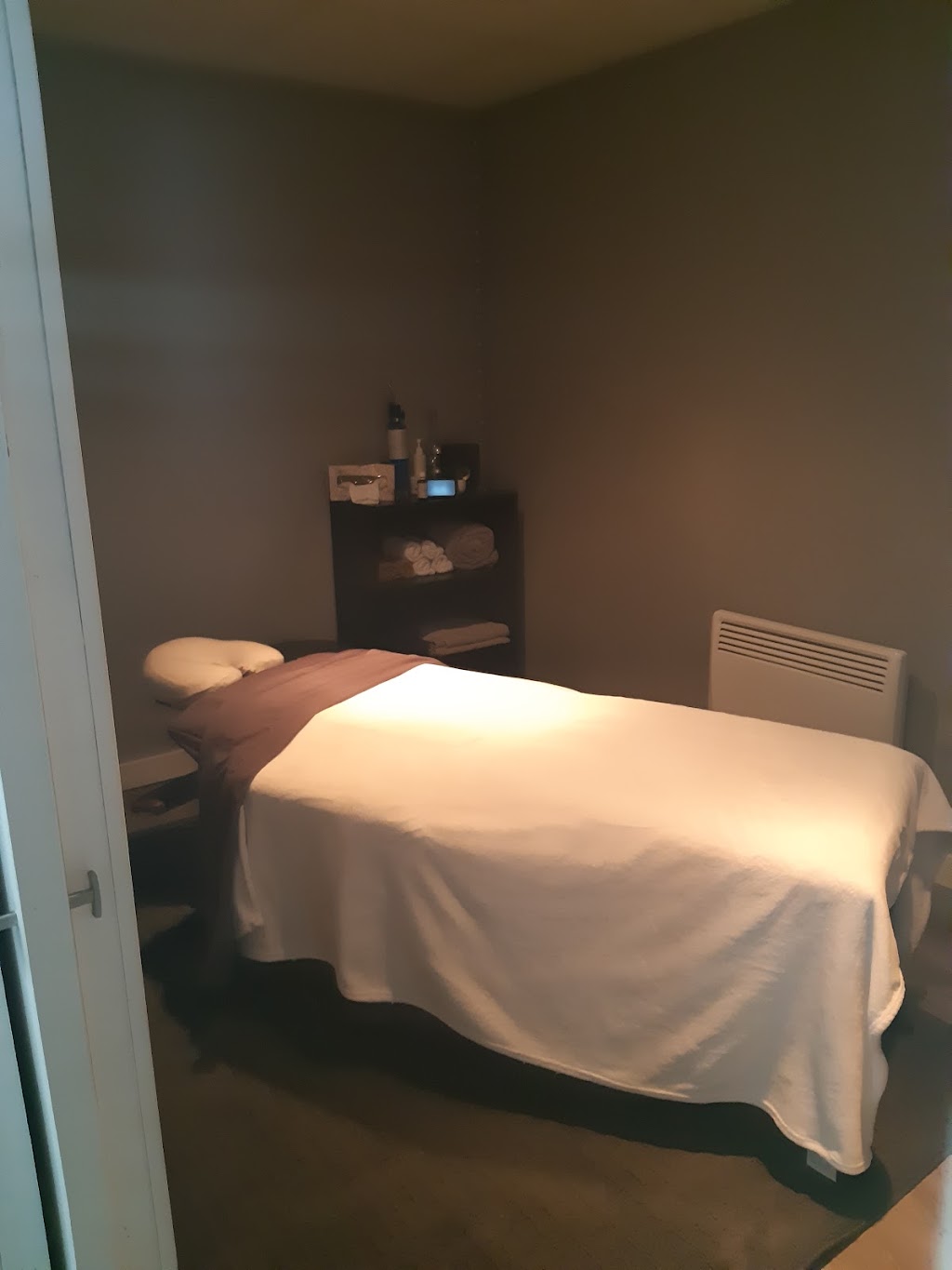 Massothérapie spécialisée AL | 56 Rue Laroche, Lanoraie, QC J0K 1E0, Canada | Phone: (579) 644-8209