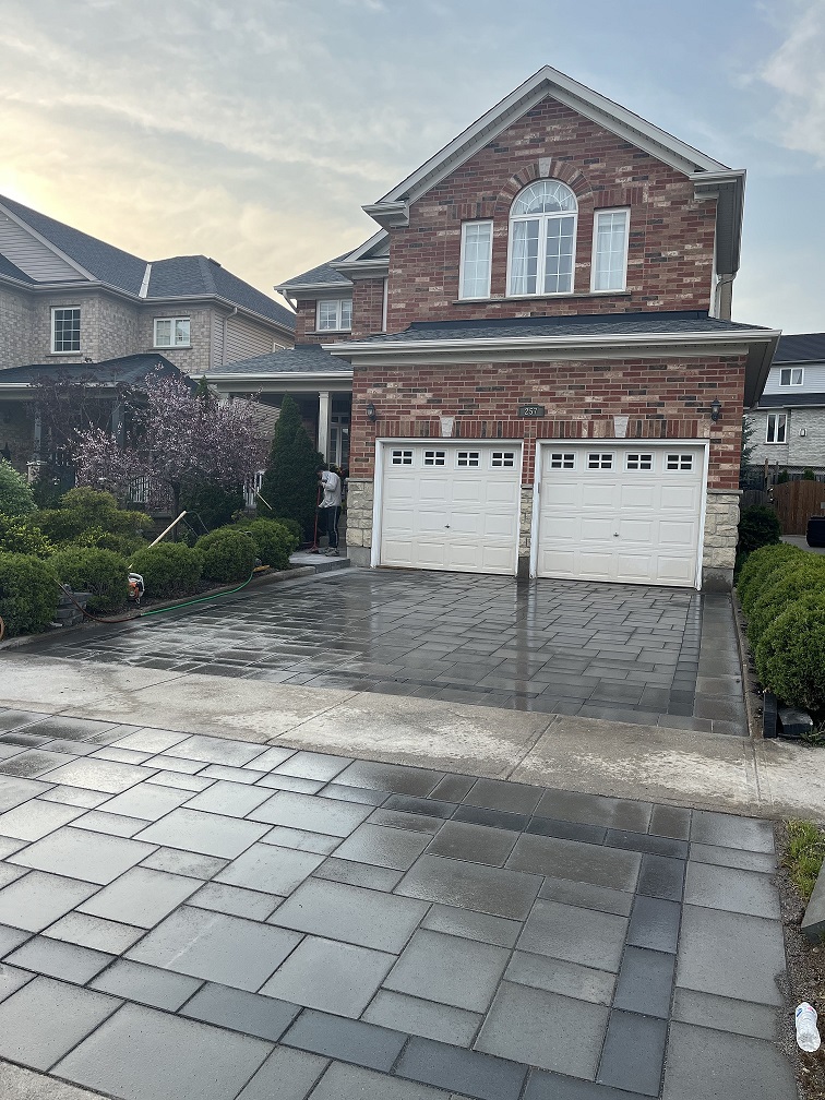 Waterloo Superior Landscaping | 10 Candle Crescent, Kitchener, ON N2P 2K7, Canada | Phone: (226) 989-8788