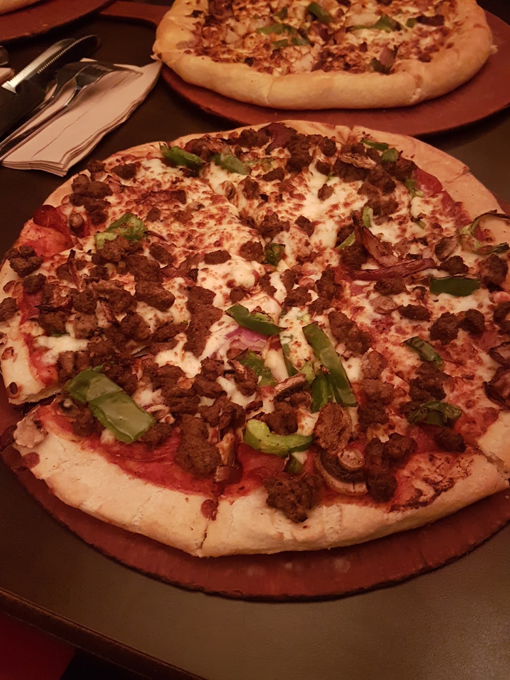 Pizza Hut | 7551 Boulevard Newman, LaSalle, QC H8N 1X3, Canada | Phone: (514) 595-3944