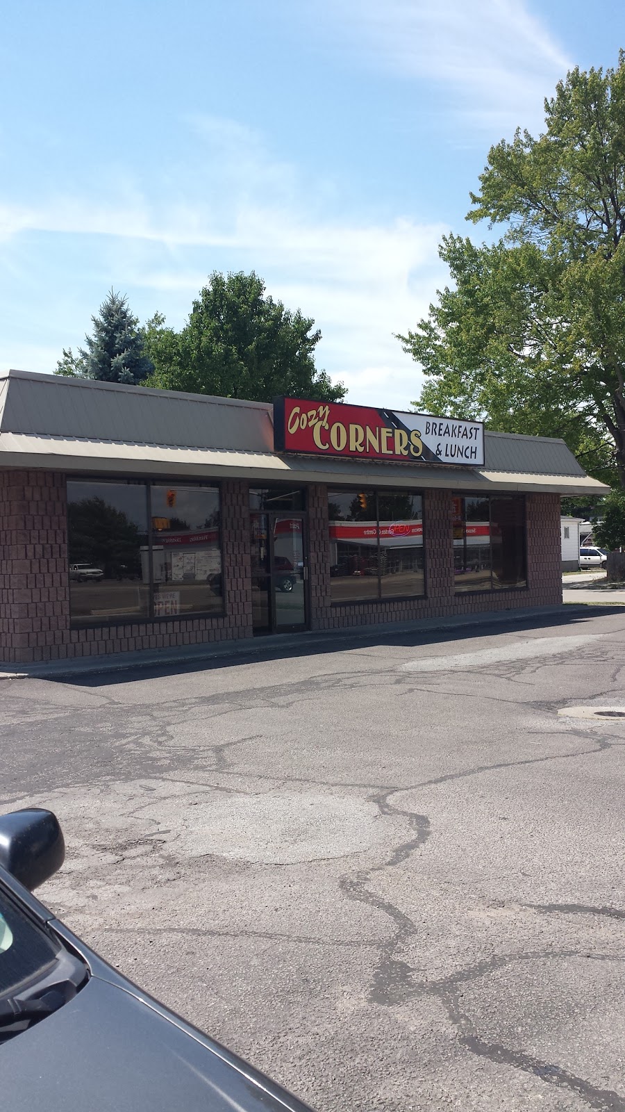 Cozy Corners Restaurant | 1149 Dufferin Ave, Wallaceburg, ON N8A 2W2, Canada | Phone: (519) 627-8151