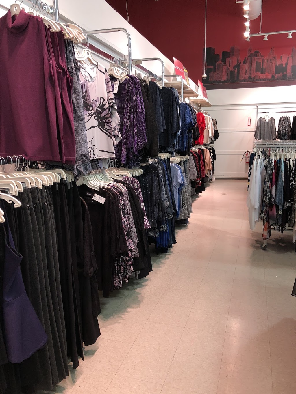 Laura | Dixie Outlet Mall, 1250 S Service Rd, Mississauga, ON L5E 1V4, Canada | Phone: (905) 271-5925