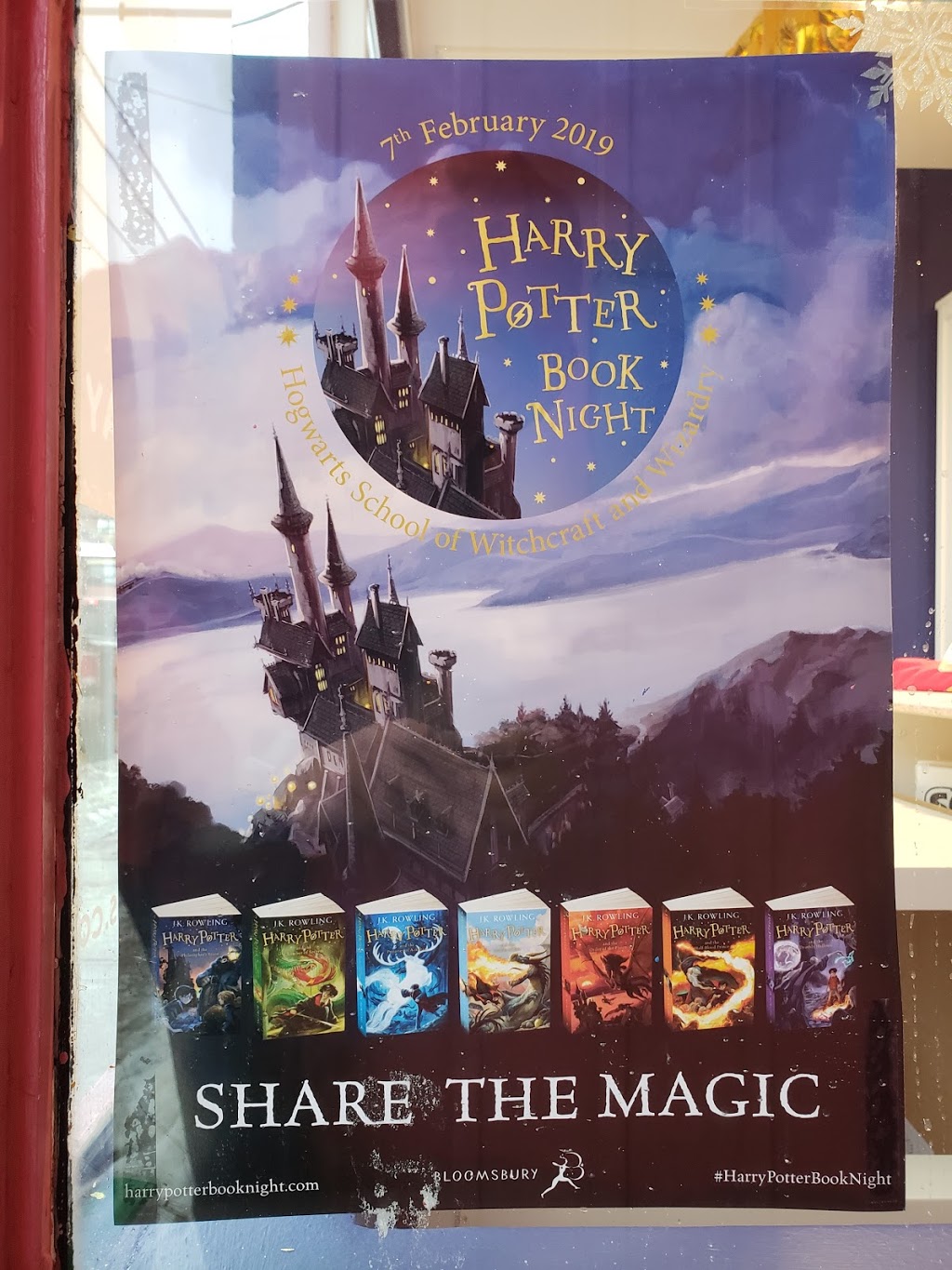 Moonbeam Books | 335 Jane St, Toronto, ON M6S 3Z3, Canada | Phone: (416) 901-0832