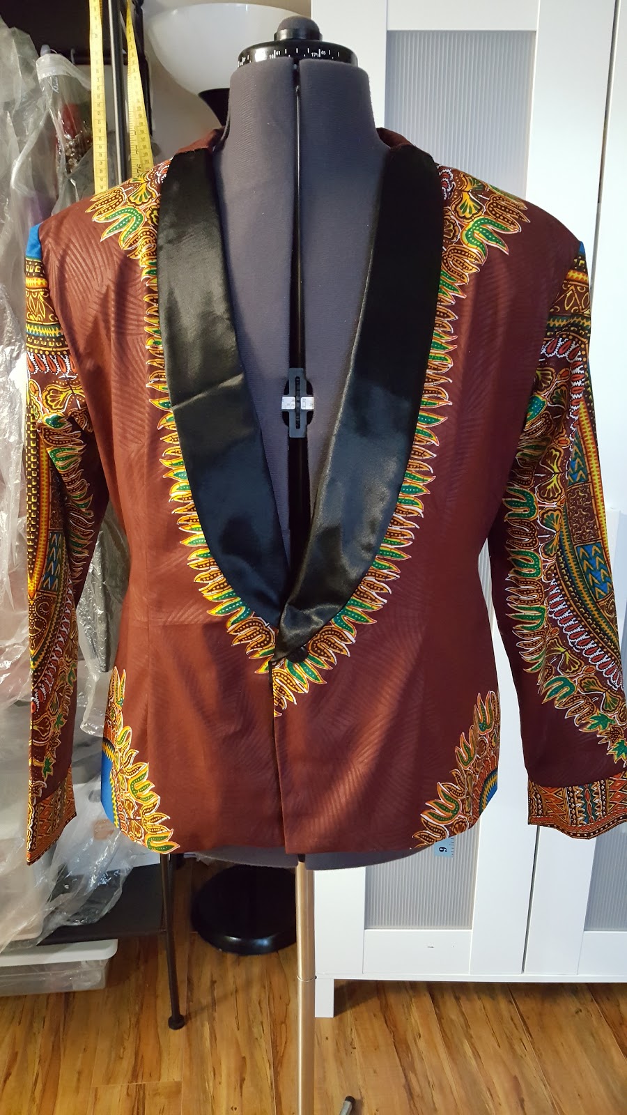 Mimosa Fashion & Tailor | 2321 27 Ave NW, Edmonton, AB T6T 0A6, Canada | Phone: (780) 249-6562