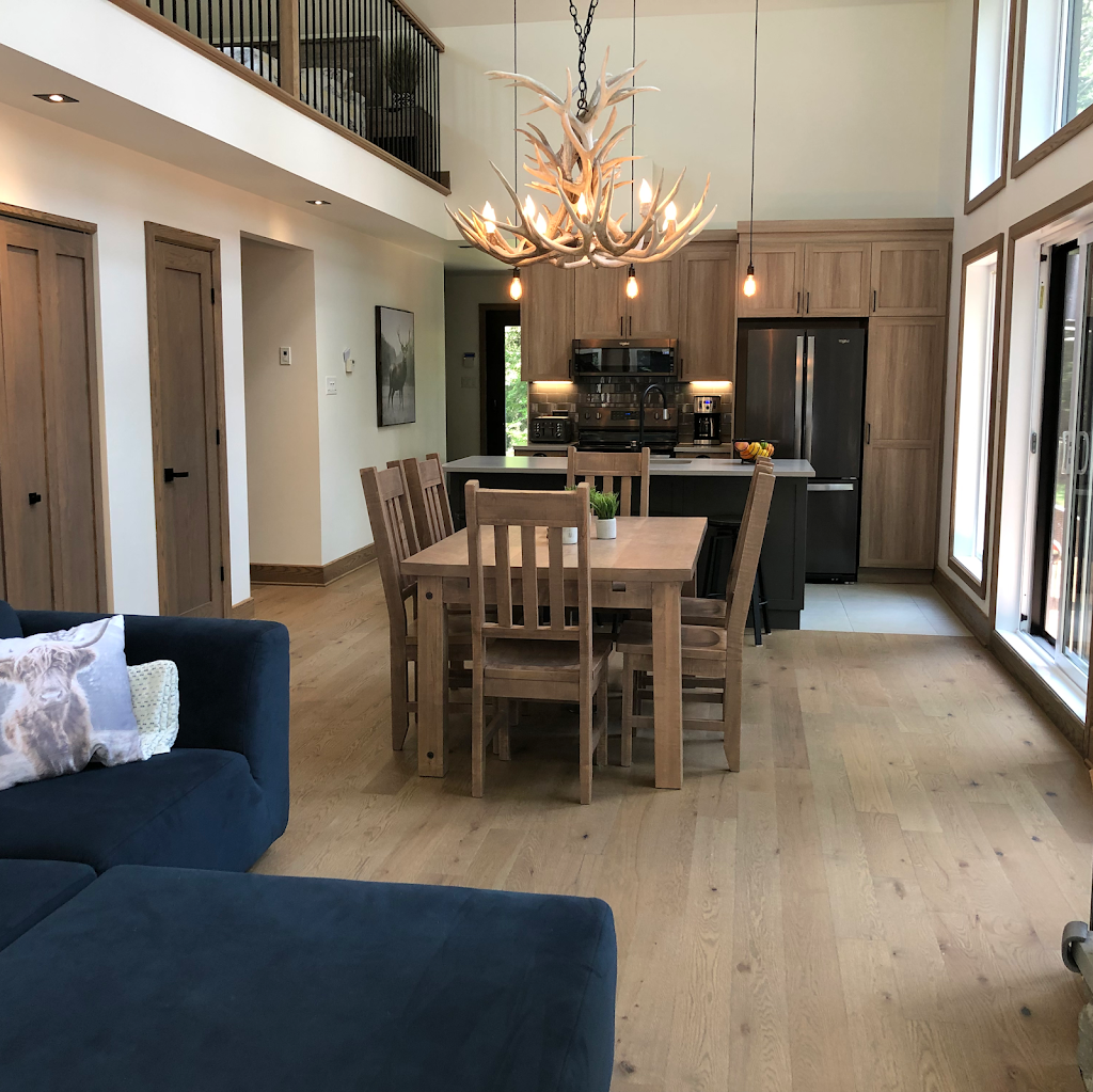 Chalet Beausoleil | 3722 Chem. des Pins Rouges, Les Laurentides, QC J0T 1M0, Canada | Phone: (613) 862-2185