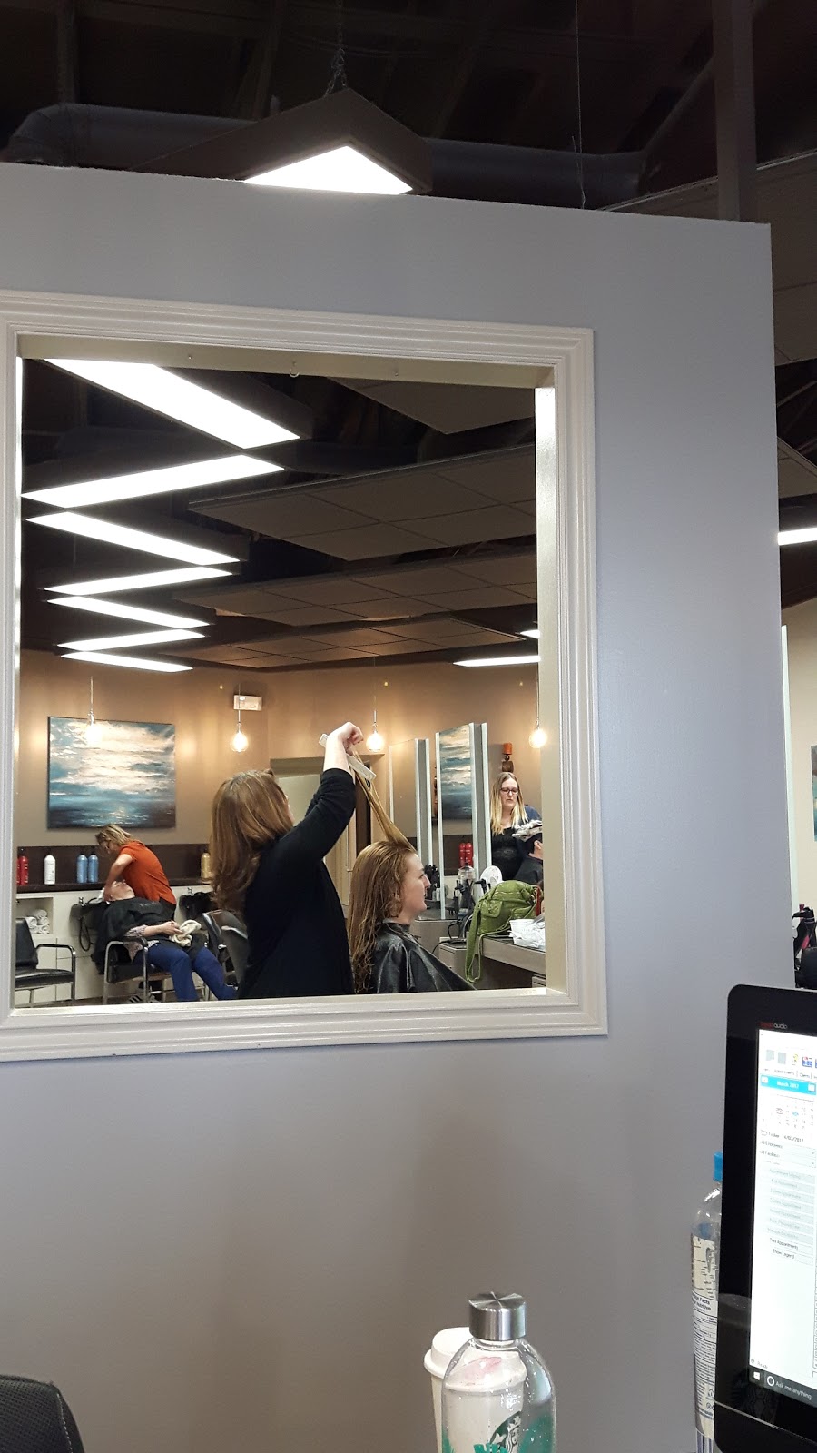 United Artists Hair Salon & Spa | 2543 East Quance St, Regina, SK S4V 2X7, Canada | Phone: (306) 789-8181