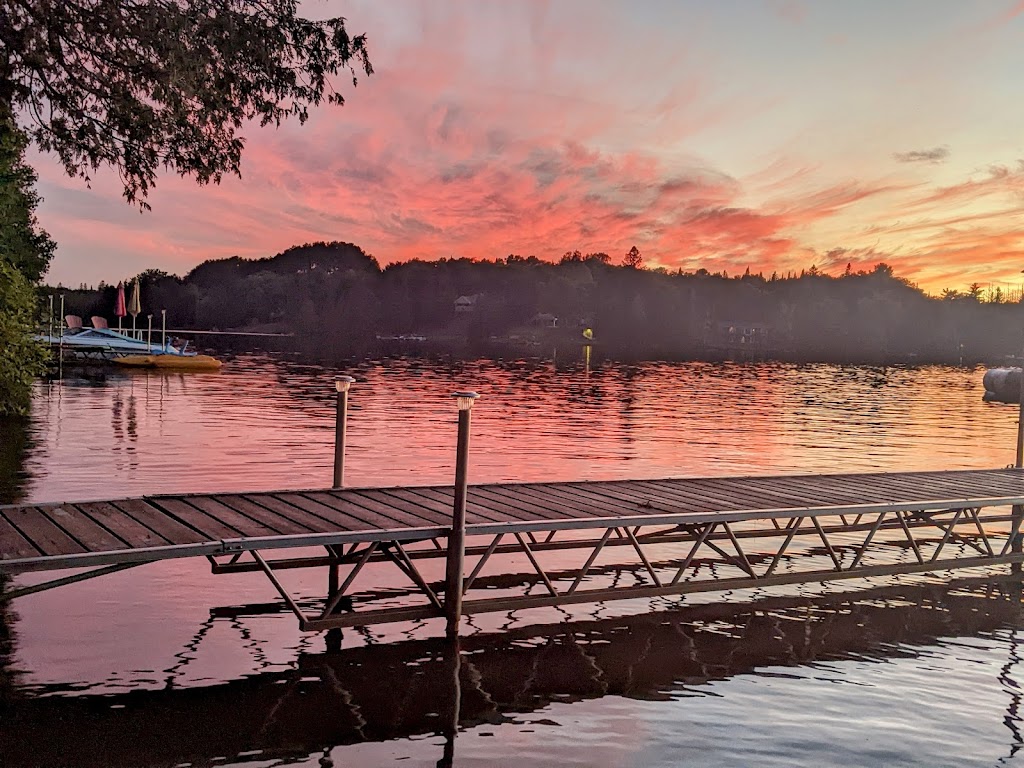 Almaguin Vacation | #74, Emsdale, ON P0A 1J0, Canada | Phone: (416) 419-3415