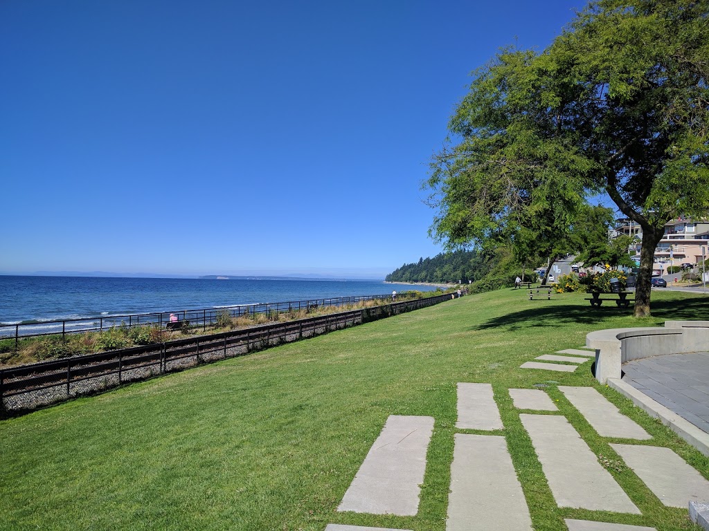 Bayview Park | 14586 Marine Dr, White Rock, BC V4B 1C4, Canada | Phone: (604) 541-2181