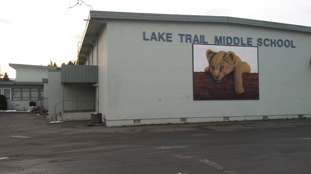 Lake Trail Community School | 805 Willemar Ave, Courtenay, BC V9N 3M1, Canada | Phone: (250) 334-3168