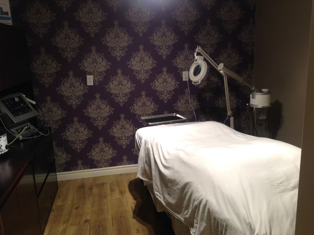 Bangles Hair Studio | 95 Brent Blvd #106, Strathmore, AB T1P 1V3, Canada | Phone: (403) 934-5802