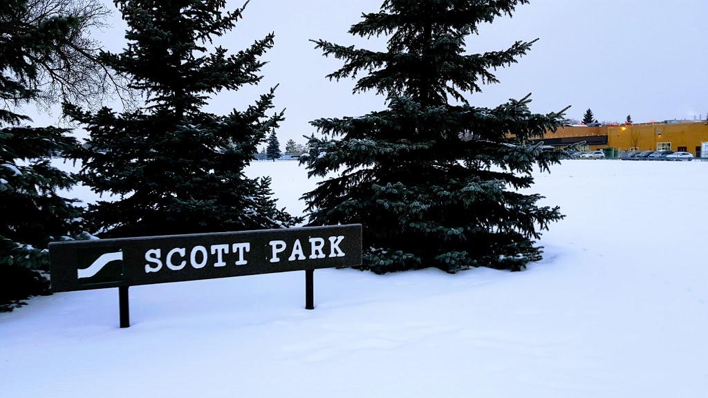 Scott Park | park | 1420 Rusholme Rd, Saskatoon, SK S7L 2V3, Canada | 3069753200 OR +1 306-975-3200