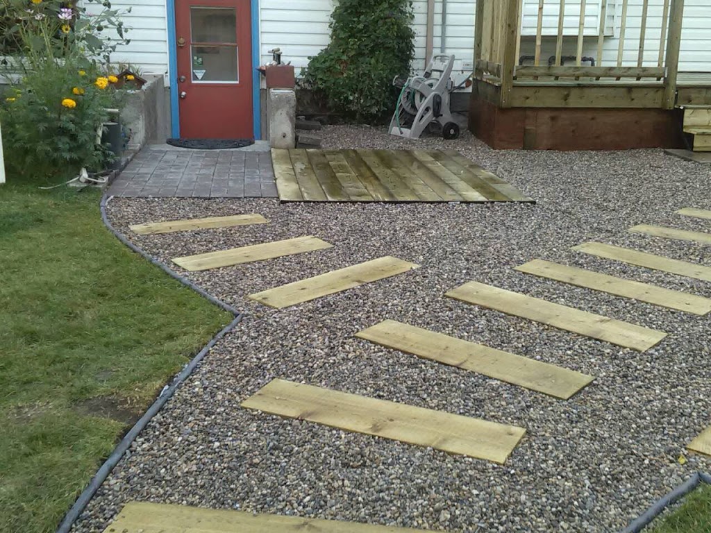 Calgary home landscaping | 220 Marpole Bay NE, Calgary, AB T2A 4W9, Canada | Phone: (403) 461-9137