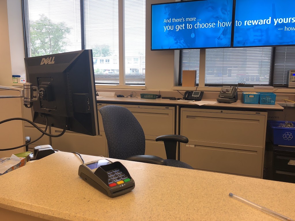 BMO Bank of Montreal | 3835 Bloor St W, Etobicoke, ON M9B 1K9, Canada | Phone: (416) 239-3903