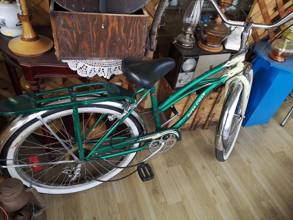 La brocante dAnnie | 353 Rue Principale, Sainte-Émélie-de-lÉnergie, QC J0K 2K0, Canada | Phone: (450) 750-2001
