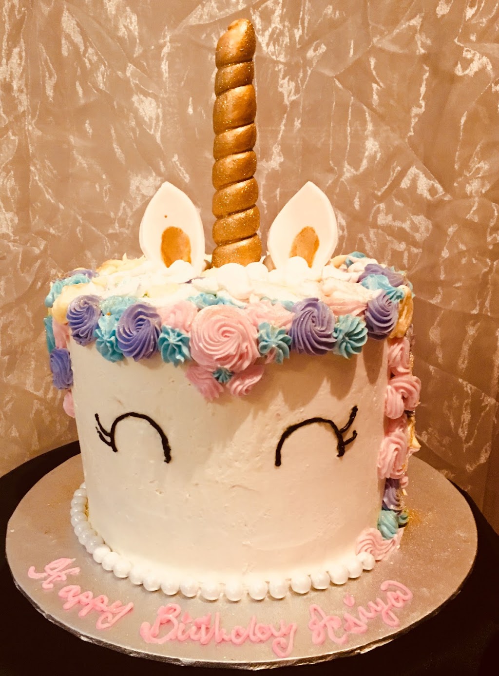 Classic Cakes | 770 Morrish Rd, Scarborough, ON M1C 1G3, Canada | Phone: (416) 281-3876