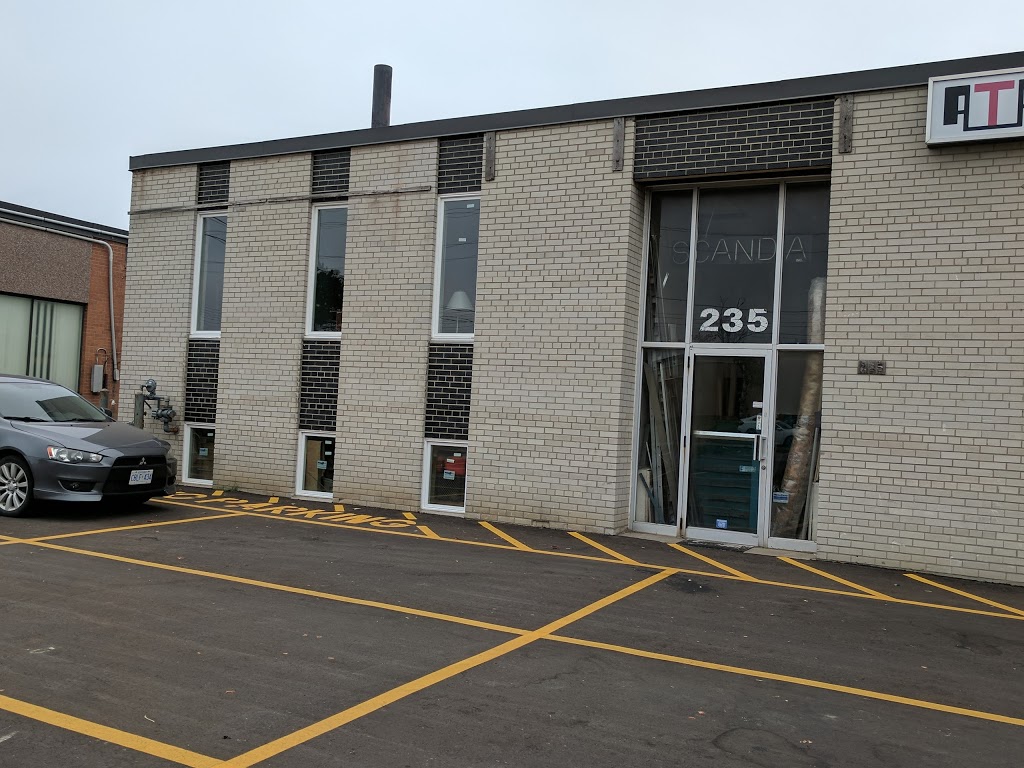 Scandia House Furniture Inc | 235 Midwest Rd, Scarborough, ON M1P 3A6, Canada | Phone: (416) 751-3440